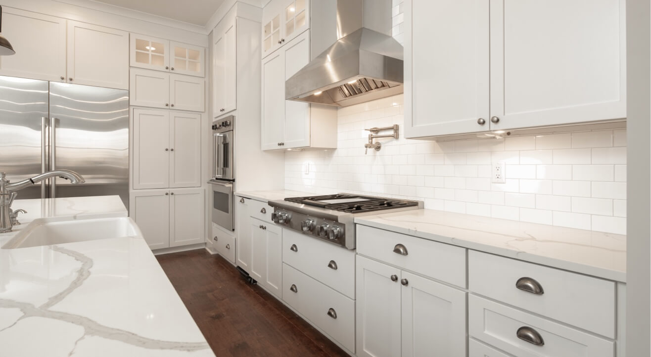 White Kitchen Cabinets